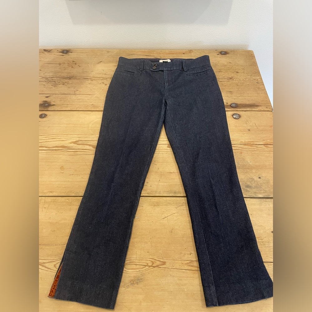 Anthropologie Essential slim in size 4